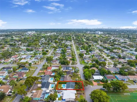 6631 Garfield Street Hollywood FL 33024