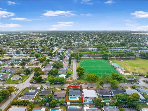 6631 Garfield Street Hollywood FL 33024