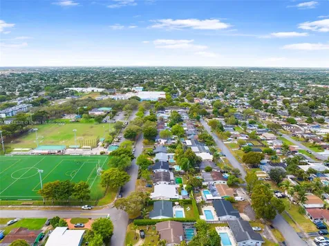 6631 Garfield Street Hollywood FL 33024