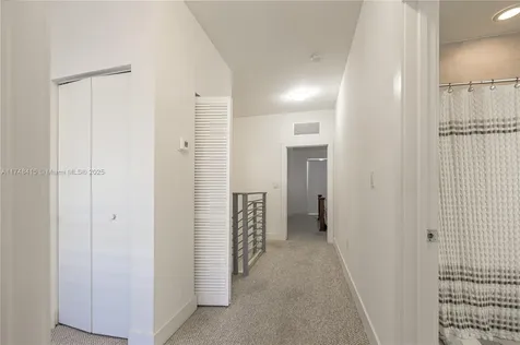 7250 NW 103rd Path Doral FL 33178