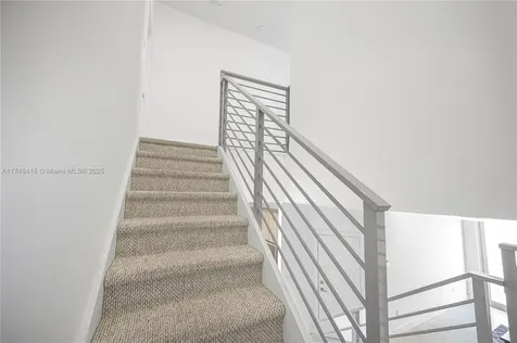 7250 NW 103rd Path Doral FL 33178