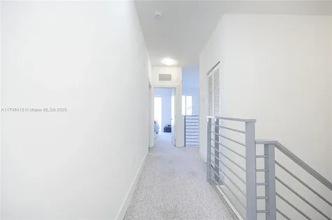 7250 NW 103rd Path Doral FL 33178