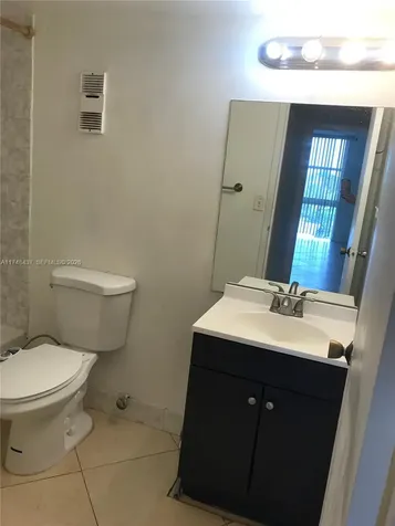 16950 W Dixie Highway A631 Highway North Miami Beach FL 33160