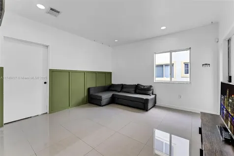 360 NE 31st Avenue Homestead FL 33033