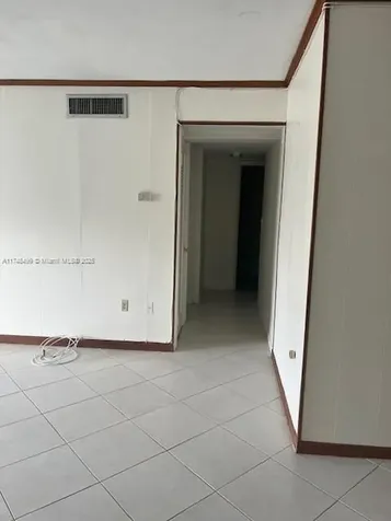 1662 Lincoln Court Miami Beach FL 33139