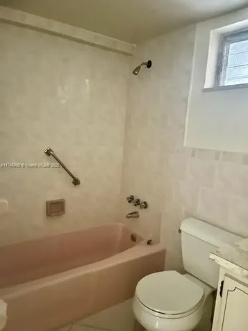 1662 Lincoln Court Miami Beach FL 33139