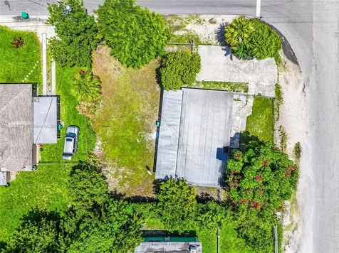 1790 NE 148th Street Miami FL 33181