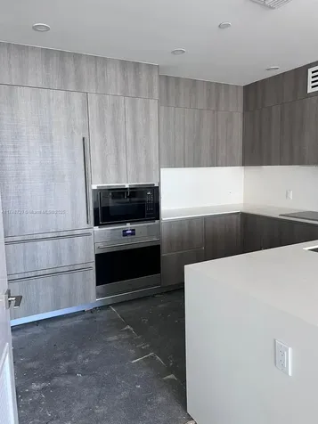17550 Collins Avenue Sunny Isles Beach FL 33160