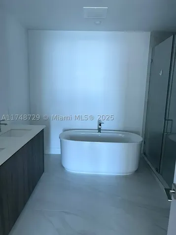 17550 Collins Avenue Sunny Isles Beach FL 33160