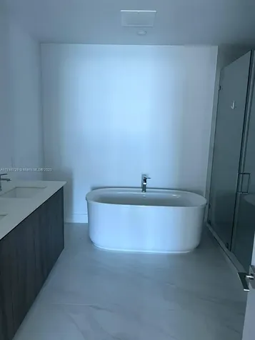 17550 Collins Avenue Sunny Isles Beach FL 33160