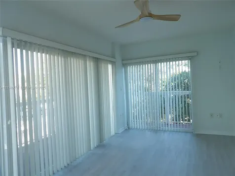 2740 SW 28th Terrace Miami FL 33133