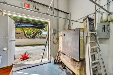 8766 SW 72 Street Miami FL 33173