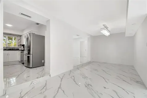 2025 NW 12th Avenue Fort Lauderdale FL 33311