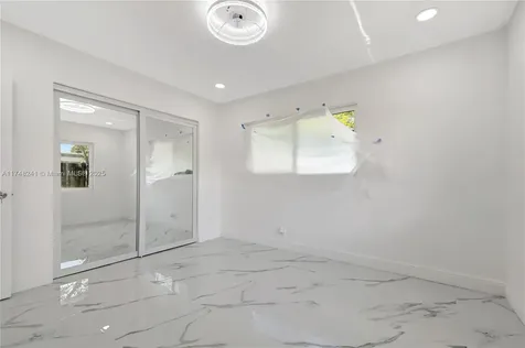 2025 NW 12th Avenue Fort Lauderdale FL 33311