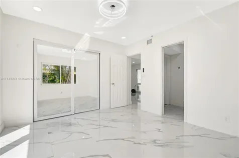 2025 NW 12th Avenue Fort Lauderdale FL 33311