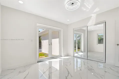 2025 NW 12th Avenue Fort Lauderdale FL 33311