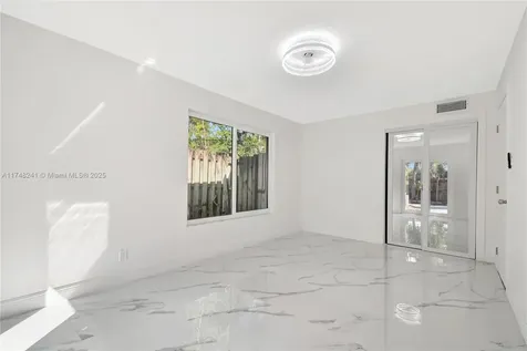 2025 NW 12th Avenue Fort Lauderdale FL 33311