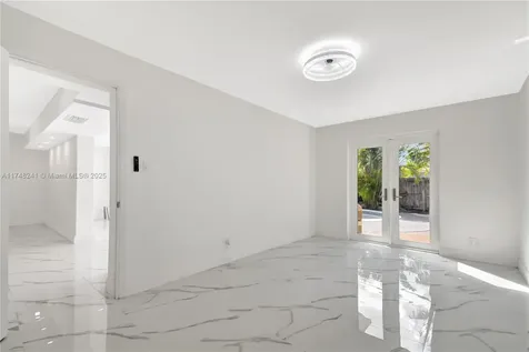 2025 NW 12th Avenue Fort Lauderdale FL 33311