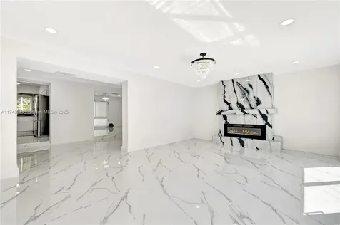 2025 NW 12th Avenue Fort Lauderdale FL 33311