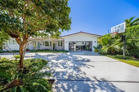 1200 Ibis Avenue Miami Springs FL 33166