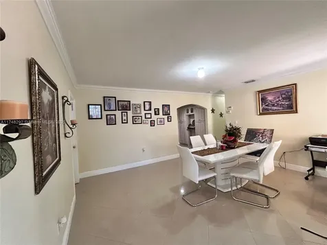 5401 SW 99th Avenue Miami FL 33165