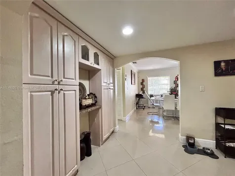 5401 SW 99th Avenue Miami FL 33165