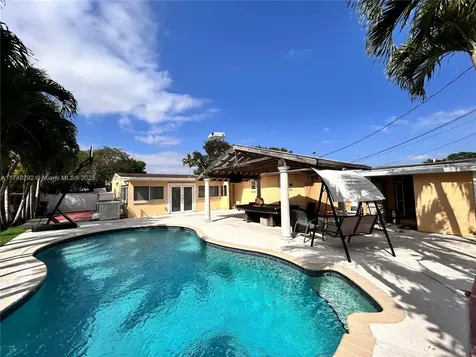 5401 SW 99th Avenue Miami FL 33165