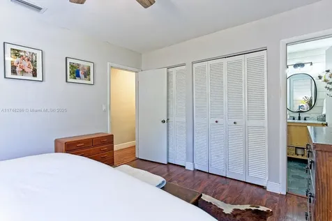 17912 SW 89th Court Palmetto Bay FL 33157