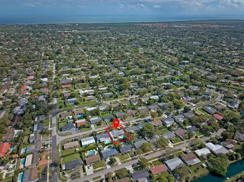 17912 SW 89th Court Palmetto Bay FL 33157