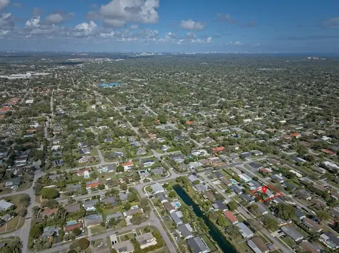 17912 SW 89th Court Palmetto Bay FL 33157