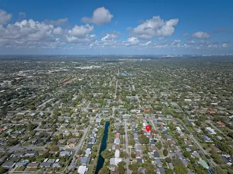 17912 SW 89th Court Palmetto Bay FL 33157