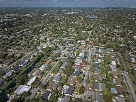 17912 SW 89th Court Palmetto Bay FL 33157