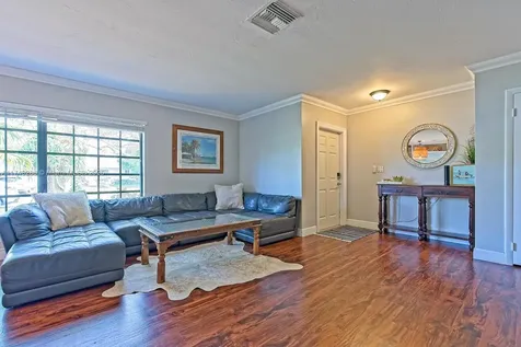 17912 SW 89th Court Palmetto Bay FL 33157