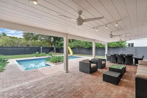 7020 SW 95th Court Miami FL 33173