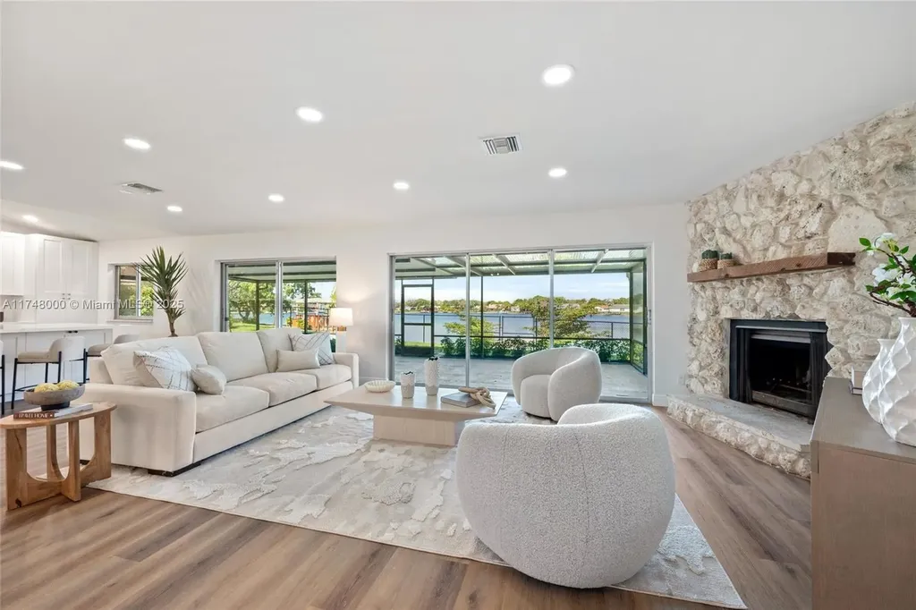 10013 SW 57th Court Cooper City FL 33328