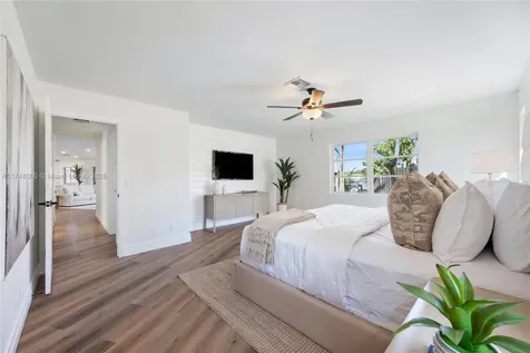 10013 SW 57th Court Cooper City FL 33328