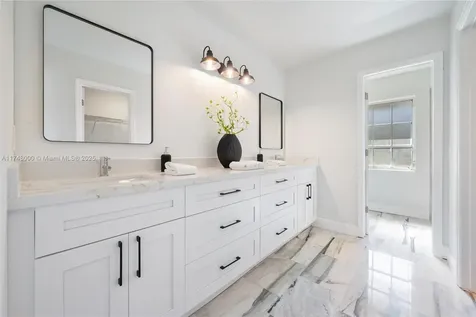 10013 SW 57th Court Cooper City FL 33328