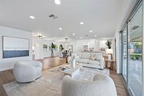 10013 SW 57th Court Cooper City FL 33328