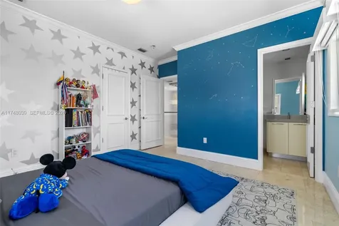 6 Coconut Lane Key Biscayne FL 33149
