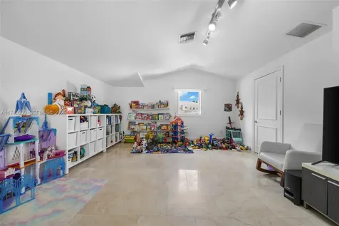 6 Coconut Lane Key Biscayne FL 33149