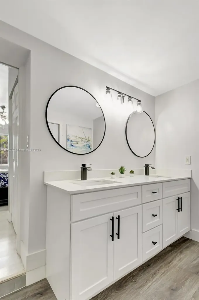 1532 SW 30th Avenue Fort Lauderdale FL 33312