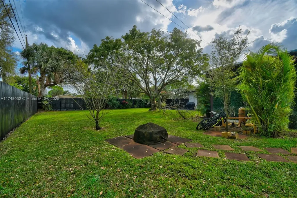 1532 SW 30th Avenue Fort Lauderdale FL 33312