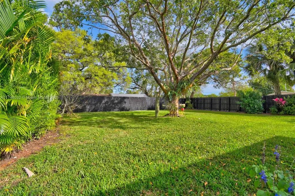 1532 SW 30th Avenue Fort Lauderdale FL 33312