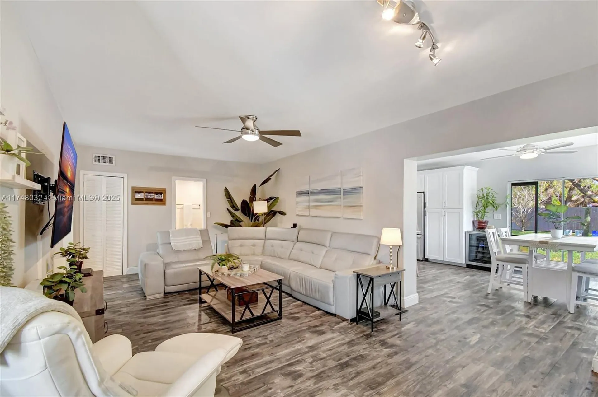 1532 SW 30th Avenue Fort Lauderdale FL 33312