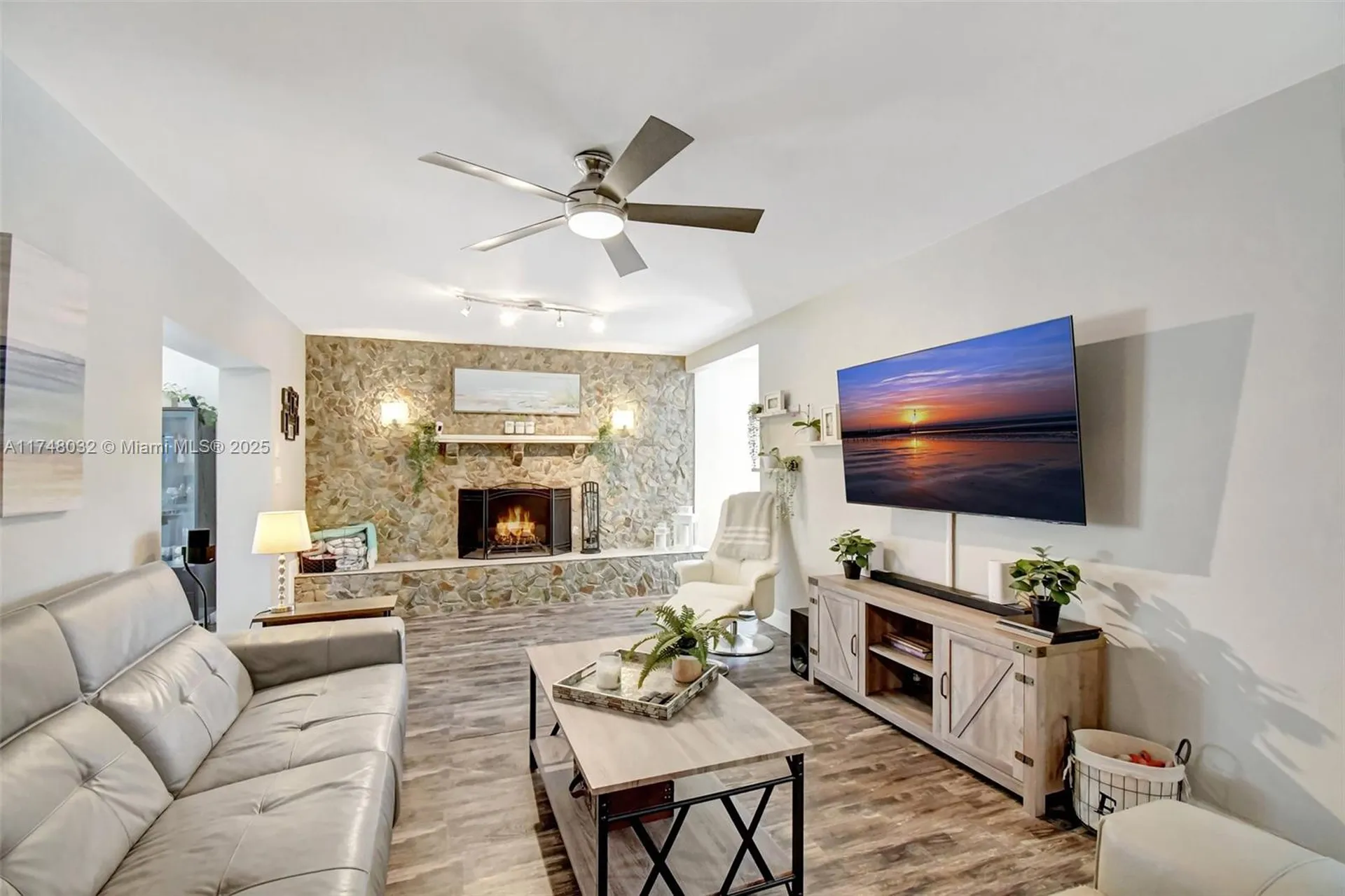 1532 SW 30th Avenue Fort Lauderdale FL 33312