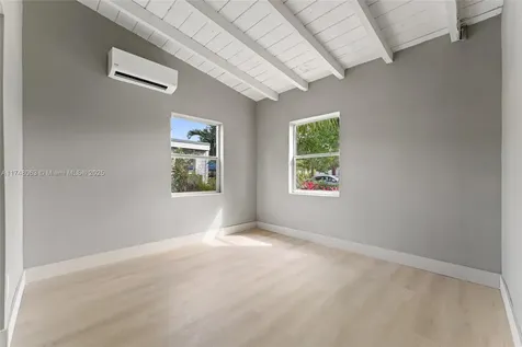 2813 NW 5th Street Pompano Beach FL 33069