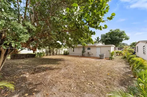 2813 NW 5th Street Pompano Beach FL 33069