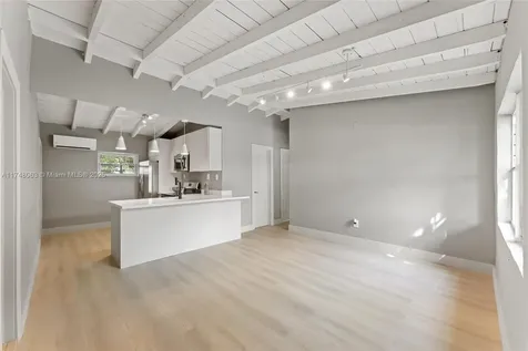 2813 NW 5th Street Pompano Beach FL 33069