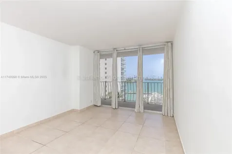 7601 E Treasure Drive North Bay Village FL 33141
