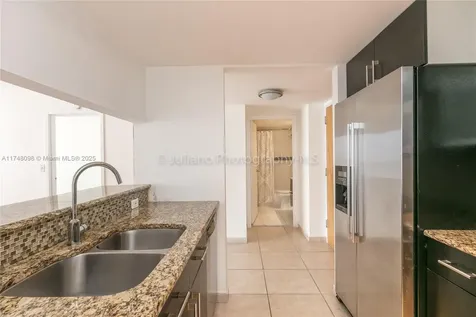 7601 E Treasure Drive North Bay Village FL 33141